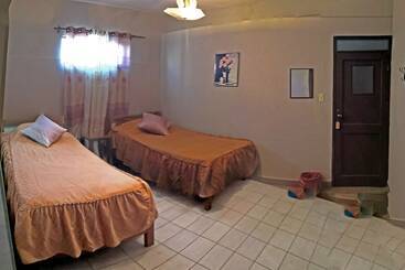 تختخواب و صبحانه La Casa Discreta Cochabamba