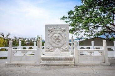 هتل Resort Huangchui Baan Phu Khao
