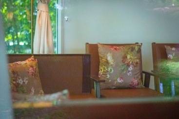 هتل Resort Huangchui Baan Phu Khao