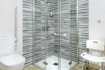پانسیون Hostal Bosque De Gamueta