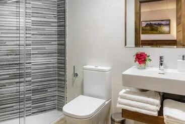 پانسیون Hostal Bosque De Gamueta