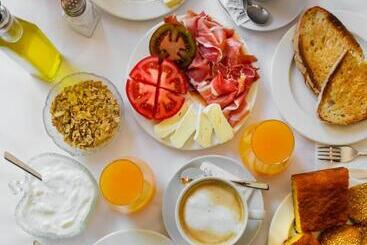 پانسیون Hostal Bosque De Gamueta