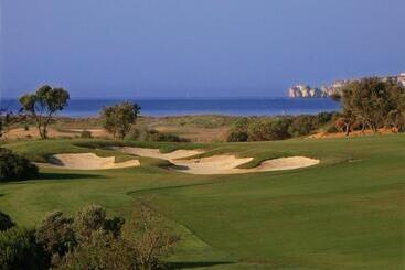 Boutique Hotel Marina S Roque