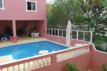Boutique Hotel Marina S Roque