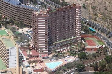 Corona Roja Apartments