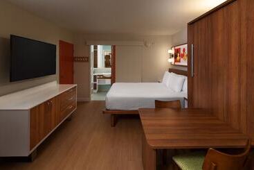 Disney's Pop Century Resort - Lake Buena Vista