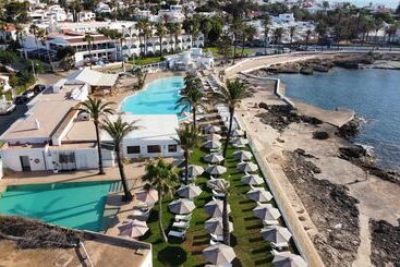 호텔 AluaSoul Menorca (Adults Only +16)