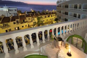 ホテル Bluesea Lagos de Cesar