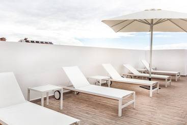 ホテル Bluesea Lagos de Cesar