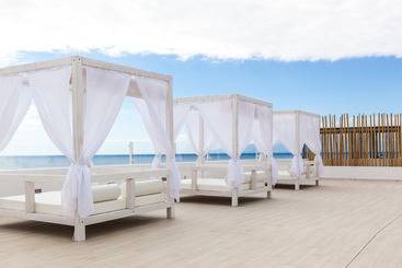 ホテル Bluesea Lagos de Cesar