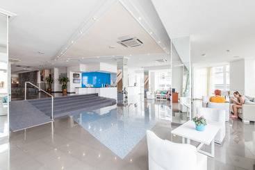 ホテル Bluesea Lagos de Cesar
