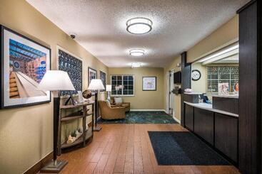 هتل Candlewood Suites Glen Allen Short Pump
