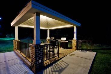 هتل Candlewood Suites Glen Allen Short Pump