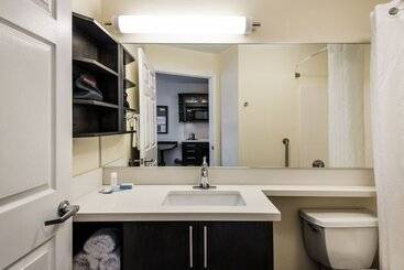 هتل Candlewood Suites Glen Allen Short Pump