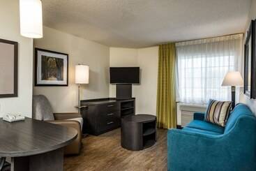 هتل Candlewood Suites Glen Allen Short Pump