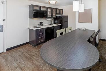 هتل Candlewood Suites Tyler, An Ihg