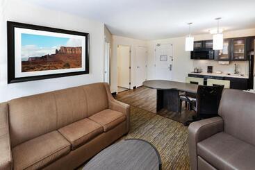 هتل Candlewood Suites Tyler, An Ihg