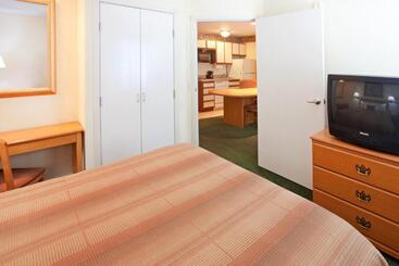 هتل Candlewood Suites Tyler, An Ihg