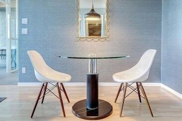 Carmana Hotel & Suites