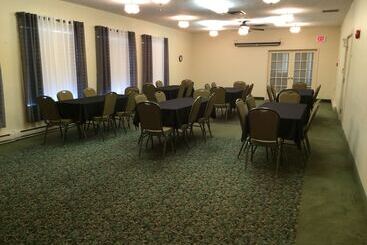هتل Coastal Inn Moncton/ Dieppe
