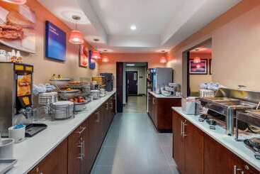 هتل Comfort Inn & Suites Montgomery East Carmichael Rd