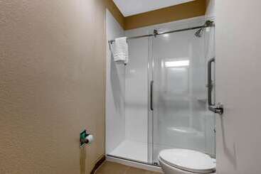 هتل Comfort Inn & Suites Montgomery East Carmichael Rd