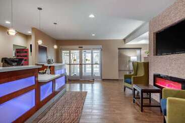 هتل Comfort Inn & Suites Montgomery East Carmichael Rd