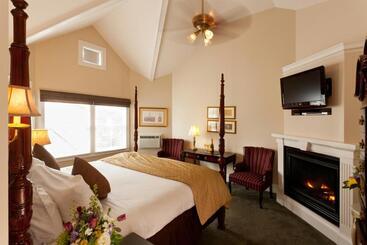 Hôtel Crowne Pointe Historic Inn Adults Only