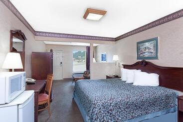 فندق Days Inn By Wyndham Morristown