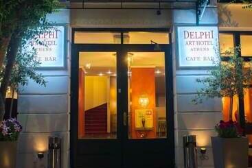 هتل Delphi Art