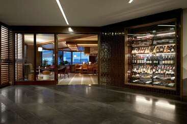 هتل Doubletree By Hilton Montreal