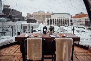 هتل Doubletree By Hilton Montreal