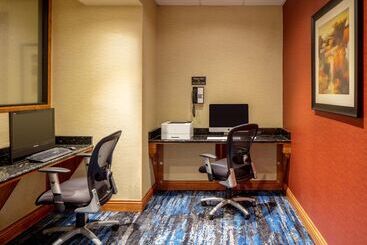 هتل Doubletree Suites By Hilton Minneapolis Downtown