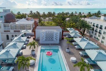 هتل Dream South Beach, By Hyatt