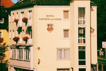 فندق Gasthof Zur Linde