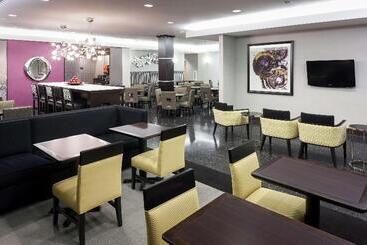 هتل Hampton Inn San Diego Downtown