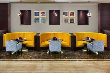هتل Hilton Alexandria Green Plaza