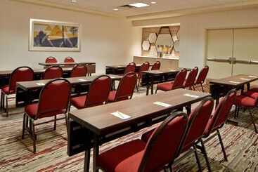هتل Hilton Garden Inn Scottsdale Old Town