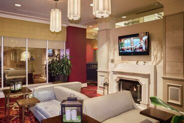 هتل Hilton Garden Inn Scottsdale Old Town