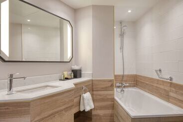 هتل Hilton Nottingham