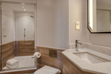 هتل Hilton Nottingham