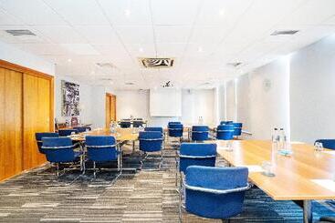 هتل Holiday Inn Coventry M6, J2, An Ihg