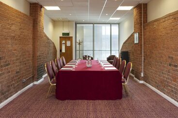 هتل Holiday Inn Ellesmere Port/cheshire Oaks, An Ihg