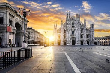 هتل Holiday Inn Milan Garibaldi Station, An Ihg