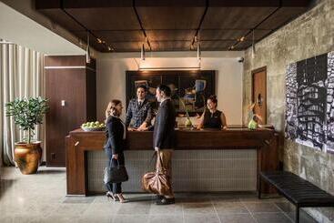בית מלון כפרי Hôtel Le Germain Montréal