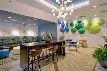 בית מלון כפרי Indigo New Orleans French Quarter By Ihg