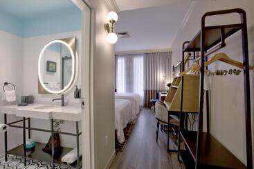 בית מלון כפרי Indigo New Orleans French Quarter By Ihg