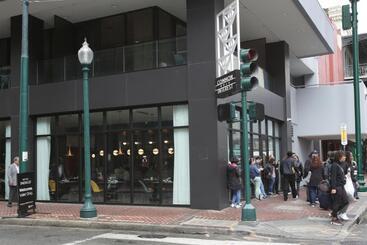 בית מלון כפרי Indigo New Orleans French Quarter By Ihg