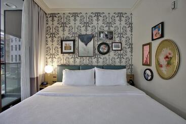 Отель Indigo New Orleans French Quarter By Ihg