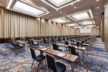 هتل Intercontinental Warszawa, An Ihg